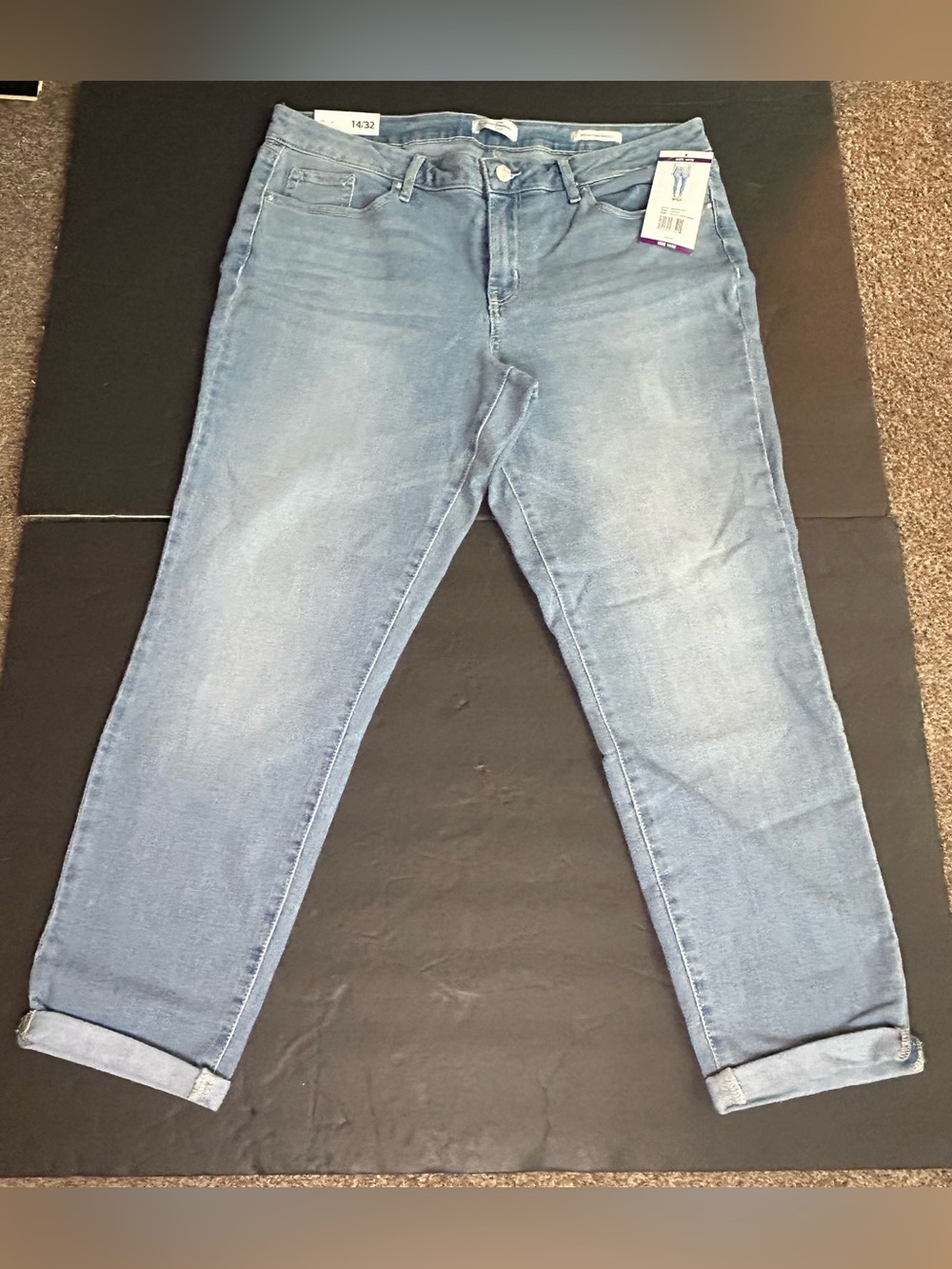 JESSICA SIMPSON Rolled Crop Skinny Blue Jeans Light Wash 14/32 NWT.